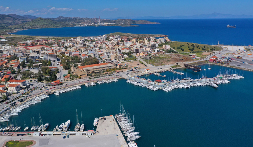 The port of Lavrion; sailing base to the Cyclades islands; yachts and catamaran chartering